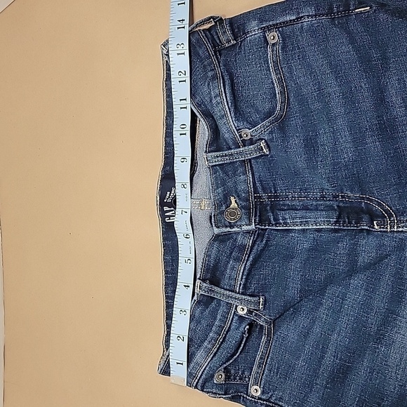 Gap, Size 6, Dark Wash Classic Straight Jeans, EUC - Picture 3 of 10